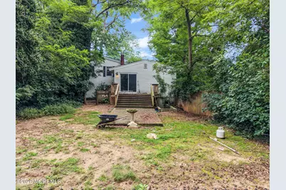 390 Church Street, Belford, NJ 07718 - Photo 37