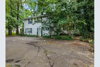 390 Church Street, Belford, NJ 07718 - Photo 49