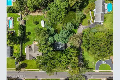 390 Church Street, Belford, NJ 07718 - Photo 23