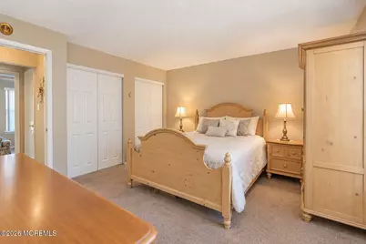 121 Farnworth Close, Freehold, NJ 07728 - Photo 13