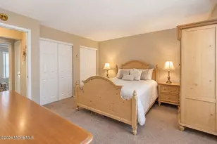 121 Farnworth Close, Freehold, NJ 07728 - Photo 13