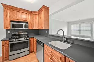 5 Jodhpur Ct, Tinton Falls, NJ 07753 - Photo 9