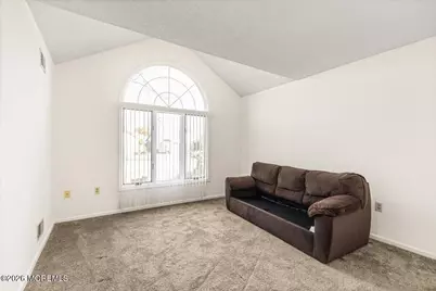 19 Hampton Drive, Marlboro Township, NJ 07746 - Photo 15