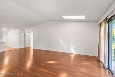 19 Hampton Drive, Marlboro Township, NJ 07746 - Photo 9