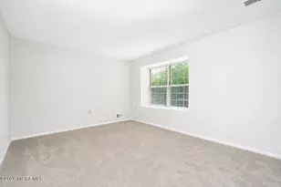 29 Lindsey Cir, Old Bridge Township, NJ 08857 - Photo 15