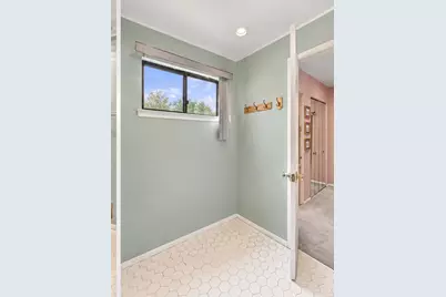 18 Oxford Lane, Middletown, NJ 07748 - Photo 13