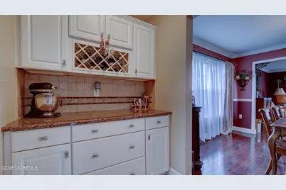 21 Samantha Circle, Matawan, NJ 07747 - Photo 15