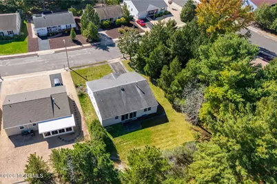 24 Rutland Drive, Toms River Township, NJ 08757 - Photo 17
