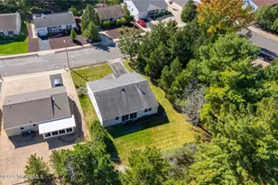 24 Rutland Dr, Toms River Township, NJ 08757 - Photo 17