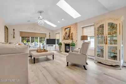 19 Weybridge Court, Toms River Township, NJ 08757 - Photo 11