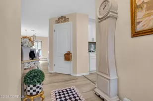 19 Weybridge Ct, Toms River Township, NJ 08757 - Photo 3