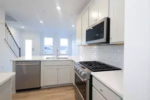 911 District Blvd Ridge, East Brunswick Township, NJ 08816 - Photo 11