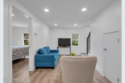 230 Hillcrest Avenue, Laurence Harbor, NJ 08879 - Photo 11