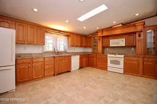44 Silvermeade Dr, Freehold, NJ 07728 - Photo 13