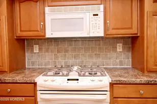 44 Silvermeade Dr, Freehold, NJ 07728 - Photo 15