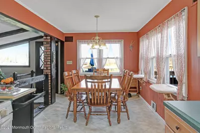 13 Roslyn Drive, Oakhurst, NJ 07755 - Photo 15
