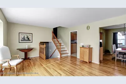 13 Roslyn Drive, Oakhurst, NJ 07755 - Photo 5