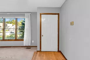 94 Heritage Ln, Hamburg, NJ 07419 - Photo 3