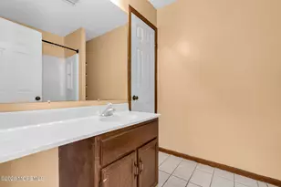 94 Heritage Ln, Hamburg, NJ 07419 - Photo 23