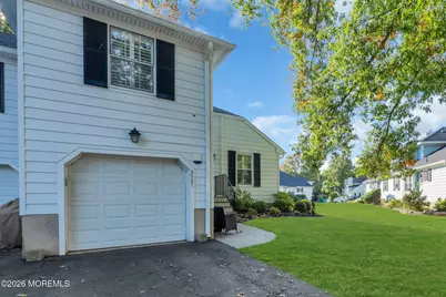 3901 Buckingham Circle, Middletown, NJ 07748 - Photo 3