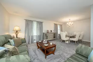 53 Danbury Rd, Tinton Falls, NJ 07753 - Photo 5