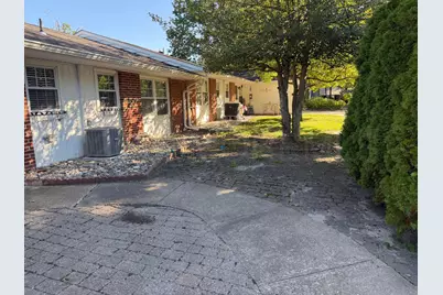 600C Lake Point Drive, Lakewood, NJ 08701 - Photo 3