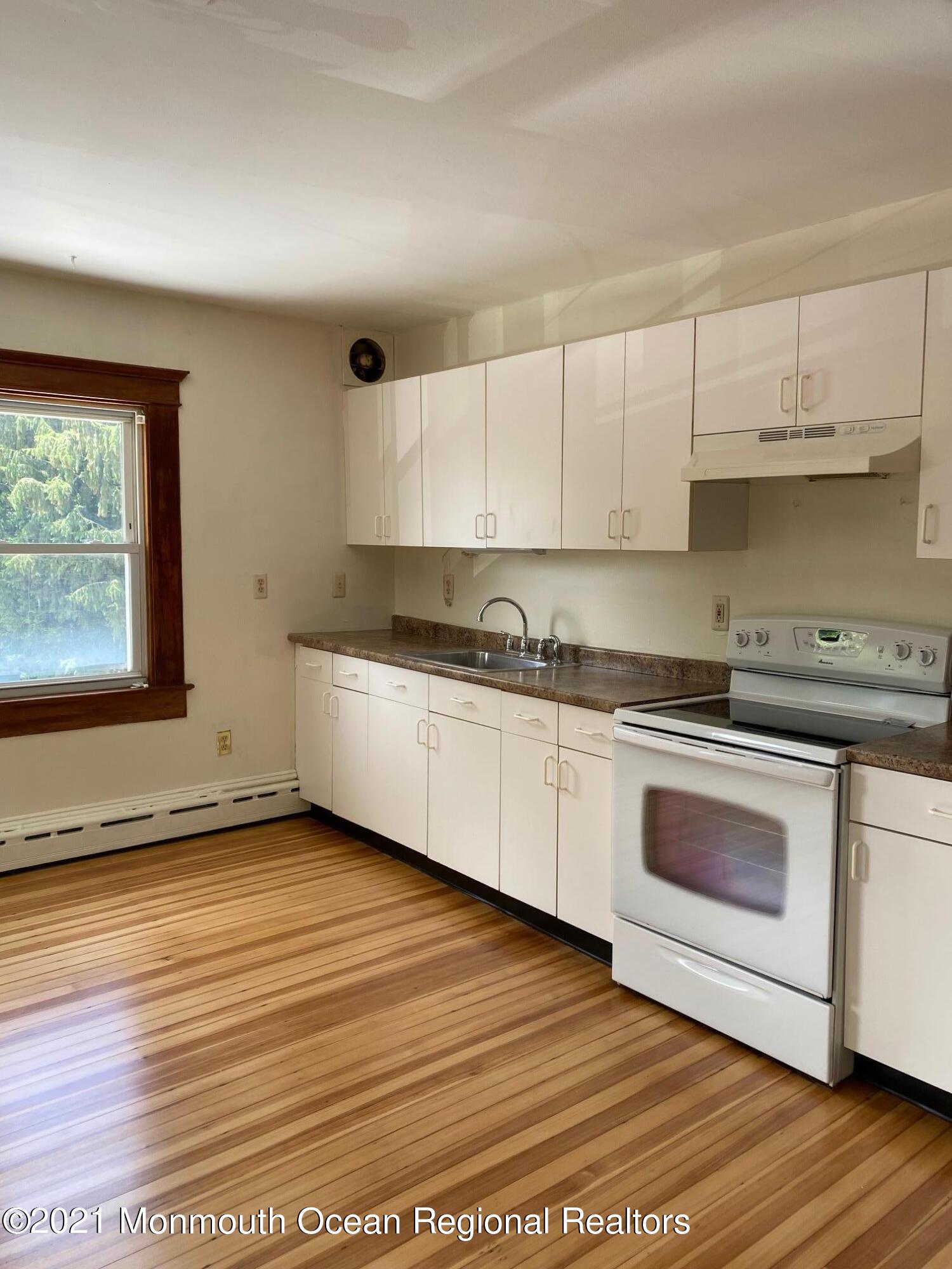 628 Beers St, Hazlet Township, NJ 07730 - MLS 22632708 - Coldwell Banker
