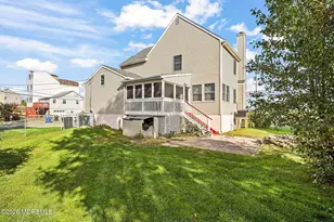 52 Griggs Ave, Port Monmouth, NJ 07758 - Photo 23