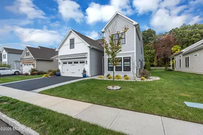 60 Sanctuary Lane, Farmingdale, NJ 07727 - Photo 3