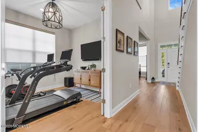 127 Grandview Circle, Farmingdale, NJ 07727 - Photo 3