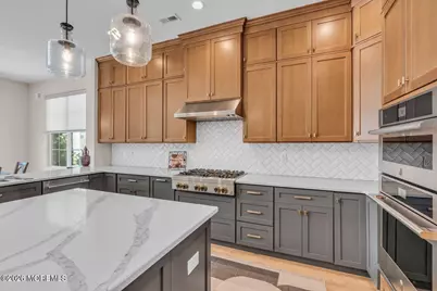 127 Grandview Circle, Farmingdale, NJ 07727 - Photo 7