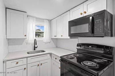 2 Central Avenue, Waretown, NJ 08758 - Photo 5