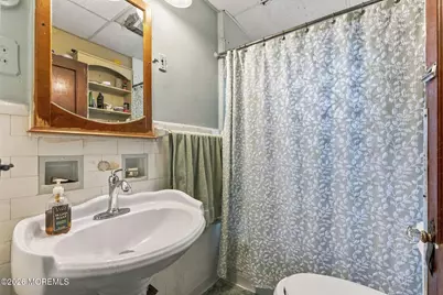 2125 Woodbridge Avenue, Edison, NJ 08817 - Photo 15