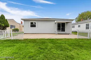 13 Pavilion St, Toms River Township, NJ 08757 - Photo 23