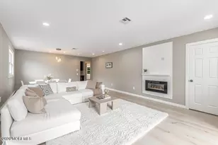 13 Pavilion St, Toms River Township, NJ 08757 - Photo 3