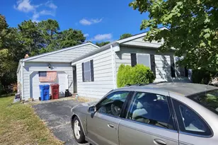 26 Chesterfield Ln, Toms River Township, NJ 08757 - Photo 3