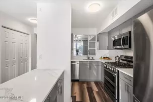 54 Queens Way, Englishtown, NJ 07726 - Photo 9