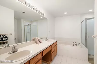 26 Malsbury Street, Robbinsville Township, NJ 08691 - Photo 17