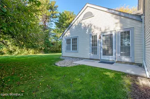 81 Poplar Pl, Freehold, NJ 07728 - Photo 13