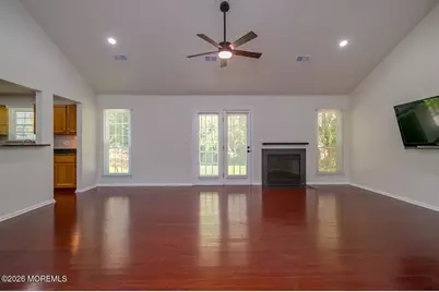 81 Poplar Place, Freehold, NJ 07728 - Photo 5