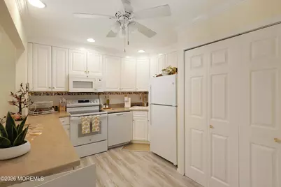 143 Lexington Court, Red Bank, NJ 07701 - Photo 13