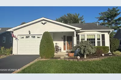 178 Everest Drive S, Brick, NJ 08724 - Photo 1