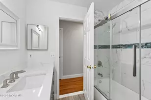 24 Painted Wagon Rd, Holmdel, NJ 07733 - Photo 15