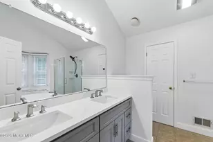 24 Painted Wagon Rd, Holmdel, NJ 07733 - Photo 17