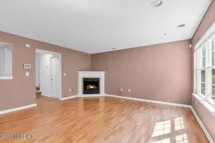 17 Forrest Ct, Tinton Falls, NJ 07753 - Photo 5