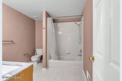 17 Forrest Court, Tinton Falls, NJ 07753 - Photo 13