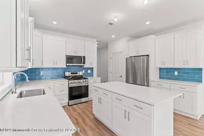 55 Hamilton Avenue, Seaside Heights, NJ 08751 - Photo 3