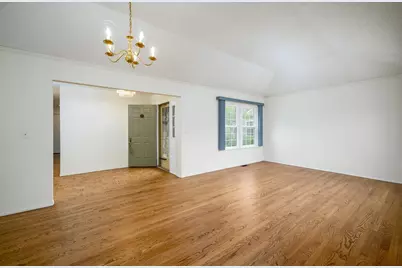 13 Benjamin Franklin Drive, Monroe Township, NJ 08831 - Photo 7