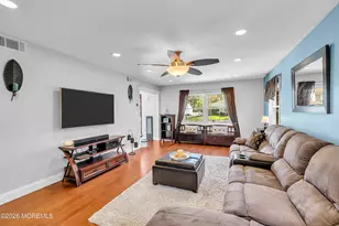 19 Ambler Ln, Aberdeen Township, NJ 07747 - Photo 11