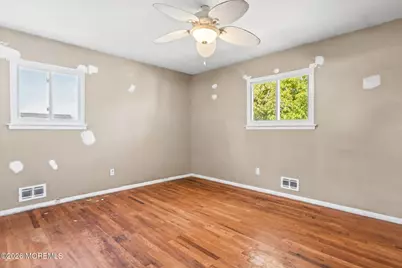 313 Campbell Avenue, Neptune Township, NJ 07753 - Photo 11